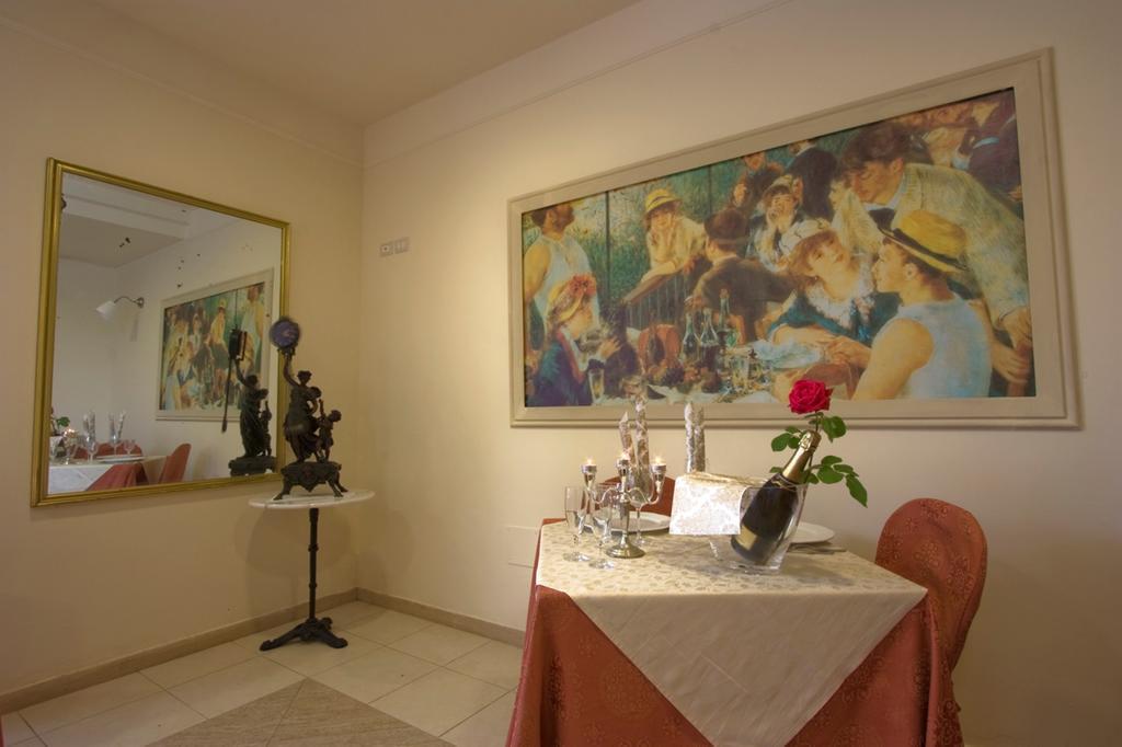 Hotel Mocambo Piscina E Spiaggia San Benedetto del Tronto Exterior foto